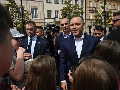 Więcej krytyki niż pochwał. Tak Polacy ocenili Karola Nawrockiego