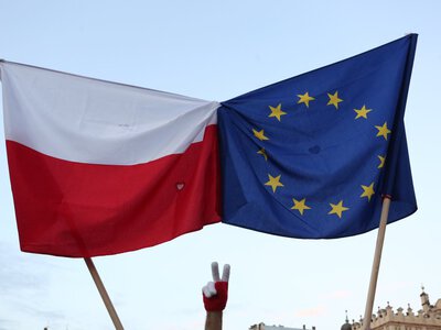 Zapytaliśmy, czy obecność Polski w UE jest dla nas korzystna. Oceny są ostre