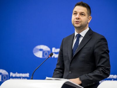 Wniosek o uchylenie immunitetu Jakiemu. Ruch prokuratora generalnego