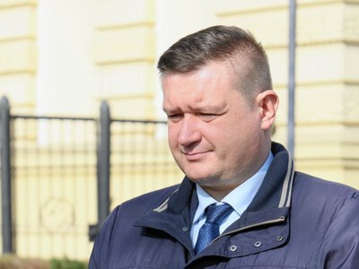 Poseł PiS pijany na lotnisku. Porzucek wydał oświadczenie. Przepraszam urażonych