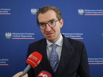 Spór w rządzie o Czyste powietrze. Wiceminister mówi o blokadzie przelewów