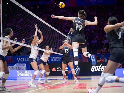 Sensacja w LN, wicemistrzynie olimpijskie ograne. Rośnie strata do Polek