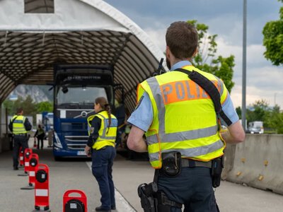 Polak bez problemu pokazał Niemcom dokumenty. Zaraz potem trafił za kratki
