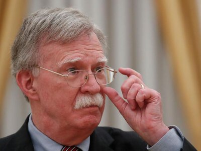 Tajemnice USA ujawnione przez hakerów. Były doradca Trumpa przyzna się do winy