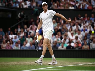 Poruszenie przed Wimbledonem, światowa 1 w szpitalu. Są wyniki badań
