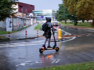 Burze i silne opady. IMGW wydał ostrzeżenia dla kilku województw. Najbliższe dni deszczowe