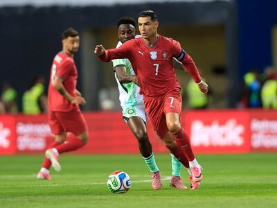 Emocje w meczu faworytów MŚ. Niedawni rywale Polaków postraszyli Ronaldo