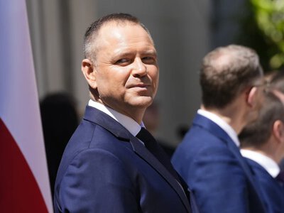 Nawrocki poleci do USA na urodziny Trumpa. Ostra reakcja Sikorskiego