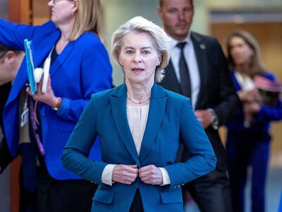 Ta opinia zaboli von der Leyen. KE utajniła nazwiska. Chodzi o szczepionki