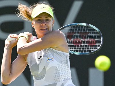Dwa sety Linette w walce o ćwierćfinał WTA. Bezradna mistrzyni Wimbledonu