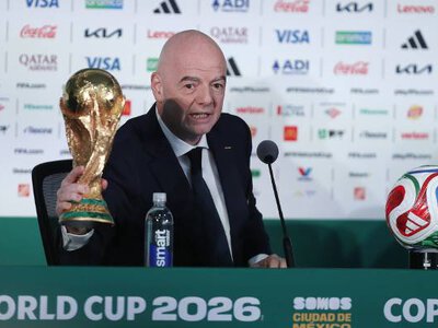 „Łysy z FIFA” skompromitował się na całego. On wypalił to na serio
