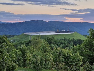 Mostostal Warszawa kontra GE Hydro France. Spór o elektrownię Porąbka-Żar wchodzi w nową fazę