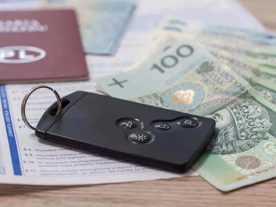 Kupiłeś samochód? Tyle trzeba zapłacić za jego przerejestrowanie
