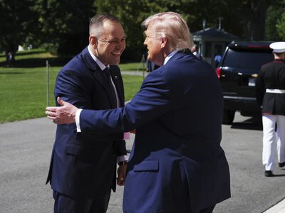 Tusk zwrócił się z apelem do Nawrockiego. Chodzi o wizytę w USA