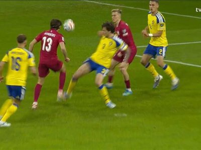 Szwedzi szykują się na mundial. Sprowadzili do siebie fryzjera na własny koszt