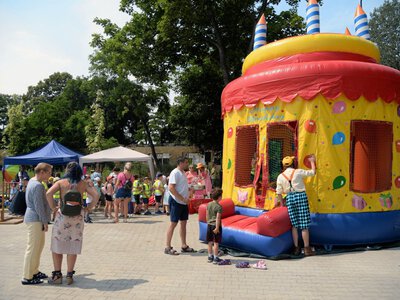 Kontrowersje wokół lodów dla uczniów. Media: Starostwo wycofuje się z decyzji