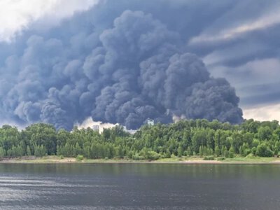 Seria ukraińskich ataków wewnątrz Rosji. Płoną zakłady przemysłowe