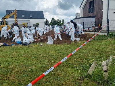 Policja pokazała zdjęcia z Lutoryża. Są nowe ustalenia w sprawie szczątków płodów
