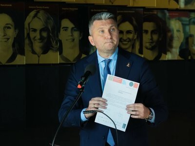 Piesiewicz przegłosowany, burzliwe obrady PKOl-u. Stanowcza odmowa
