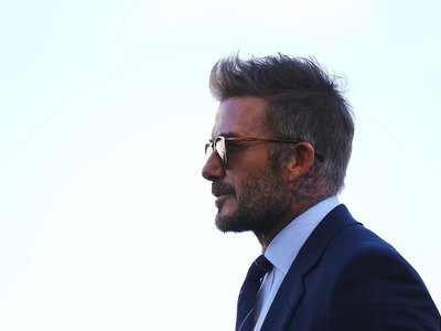 Tylko siedmiu sportowcom się to udało. Jak David Beckham – syn serwisanta kuchenek i fryzjerki – zbudował biznesowe imperium warte ponad miliard dolarów