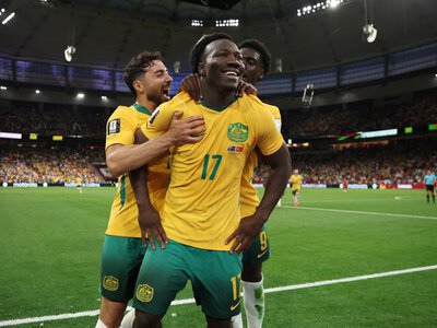 Sensacyjni bohaterowie mundialu. Łączy ich los imigrantów