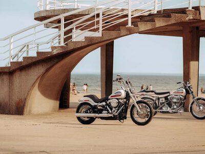 Legendarny Super Glide wraca. Harley-Davidson składa hołd Williemu G. i kalifornijskim customom