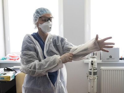 25 tys. zł miesięcznie to mediana zarobków. Niektórzy lekarze przekraczają 100 tys. zł