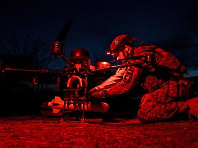 Moskwa znów w ogniu. Zmasowany atak dronowy Ukrainy na rafinerię 