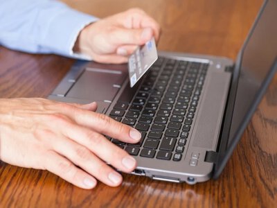 Spółka odpiera zarzuty UOKiK. Miała ukrywać dodatkowe odsetki