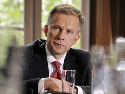 Łotwa: Prezes banku centralnego skazany. Musi teraz odpracować 350 godzin