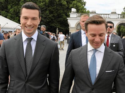 Jordan Bardella i Konfederaci odwiedzili Grób Nieznanego Żołnierza. TVP: Polityk spotka się z Nawrockim
