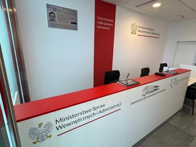 Wakacje bez paszportu? Na tych lotniskach wyrobisz go tuż przed lotem
