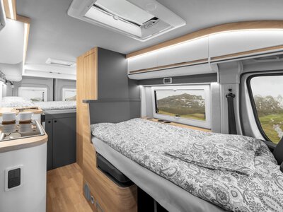Toyota weszła mocniej w świat caravaningu. Ten kamper ma być domem na kołach na długie wyprawy