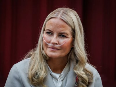 Mette-Marit po przeszczepie płuc. Rodzina królewska przekazuje optymistyczne informacje