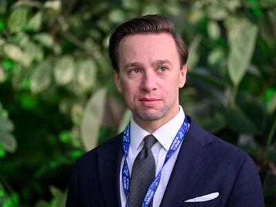 Bosak uchylił drzwi Braunowi. Kaczyńskiemu też się dostało