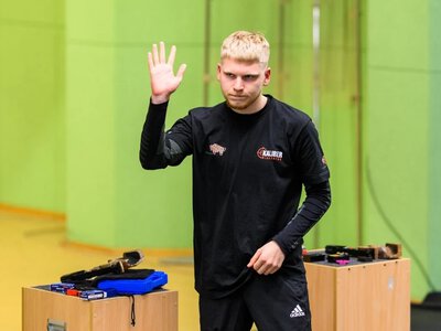 Historyczne złoto 19-letniego Polaka w MŚ, wspaniały dzień Biało-Czerwonych