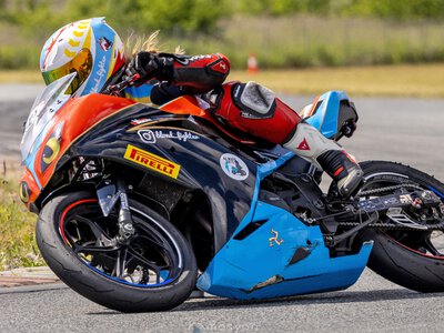 Pirelli Track Day: bezlitosny upał i wyjątkowy gość specjalny. Relacja z Autodromu Pomorze