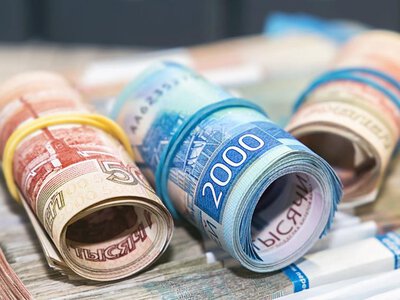 Gospodarka Rosji krwawi. Komuniści chcą się dobrać do oszczędności obywateli