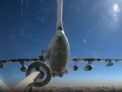 16 godzin w powietrzu. Rosyjskie Tu-160 krążyły blisko granic NATO