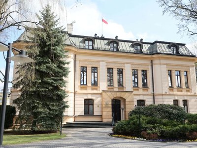 Iskrzy między TK a KRS. Jest apel, w odpowiedzi zabezpieczenie