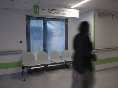 Czy zarobki lekarzy powinny być jawne? Jednoznaczne wyniki sondażu