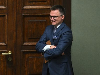 Zaskakująca decyzja Szymona Hołowni. Sam złożył rezygnację