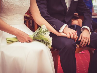Co kupić na prezent ślubny? Polacy wskazali zwycięzcę