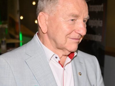 Supron brał ślub trzy razy. To dlatego jego dwa małżeństwa się rozpadły