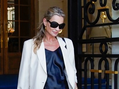 Kate Moss udowadnia, że styl nie zna wieku. Jej paryska stylizacja robi furorę