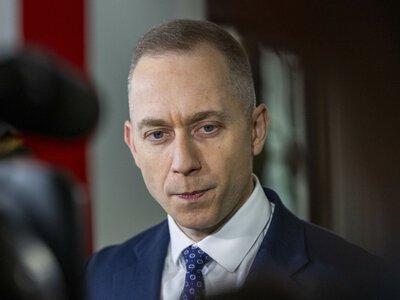 Wiceszef MON uderza w PiS. „Wybrali polityczną wojnę z własnym państwem