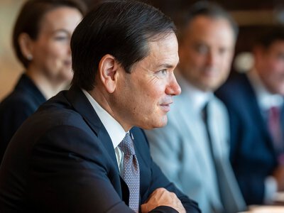 Zgoda na linii USA - Iran wisi na włosku. Sytuację rozgrywa teraz ktoś zupełnie inny