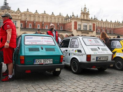 Fiaty 126p ponownie w trasie. Charytatywna wyprawa wystartuje z Wrocławia