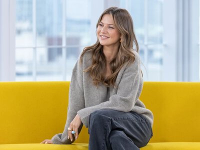 Minimalizm i kwiatowe detale. Anna Lewandowska pokazuje najgorętszy trend lata 2026