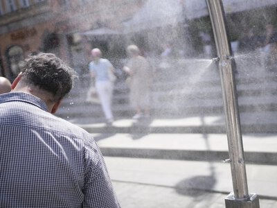 Upał zaatakuje bez pardonu. Najlepiej całkowicie zrezygnować z alkoholu